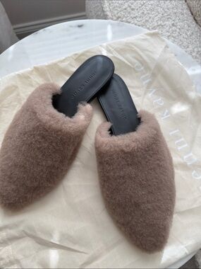 Jenni Kayne Shearling Slip On Mules Size 38